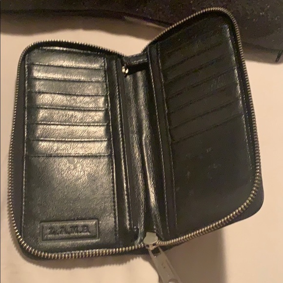 Wallet - Picture 2 of 3